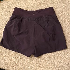 Lululemon Short 4-way Stretch 4" Black Cherry Purple Women’s Size 6